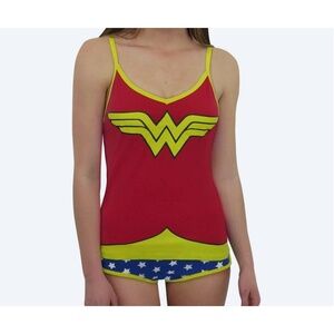 NWOT BRIEFLY STATED Wonder Woman Cami‎ & Panty Lingerie Set Womens Size XXL